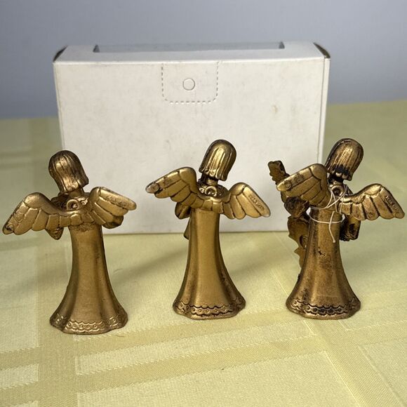 Vintage Hard Plastic Musical Angel Ornament Trio Made in British Hong Kong - Picture 9 of 13